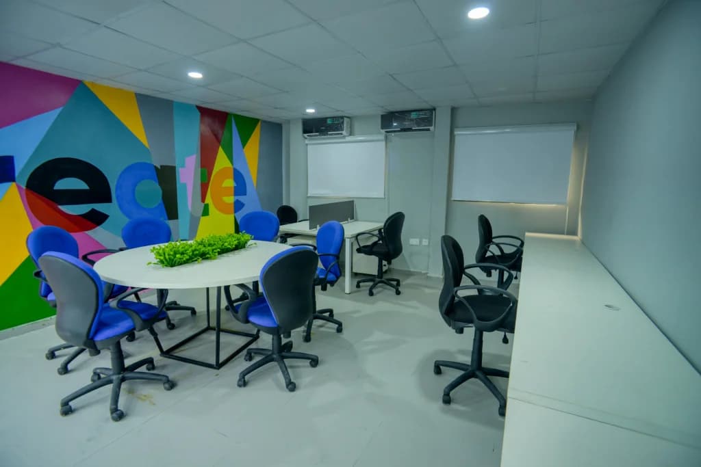 Support Areas, photo 7